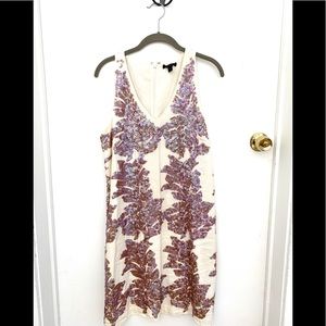 Linen dress with sequins